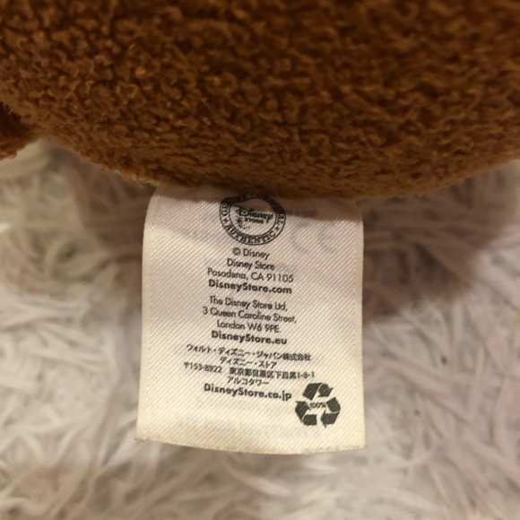 Disney Store Tsum Tsum Chip Plush Male Chipmunk Soft Stuffed Animal - Picture 8 of 10